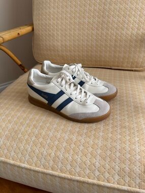 Gola Harrier Leather Trainers - White / Navy / Gold - Women’s size 8 Sneakers